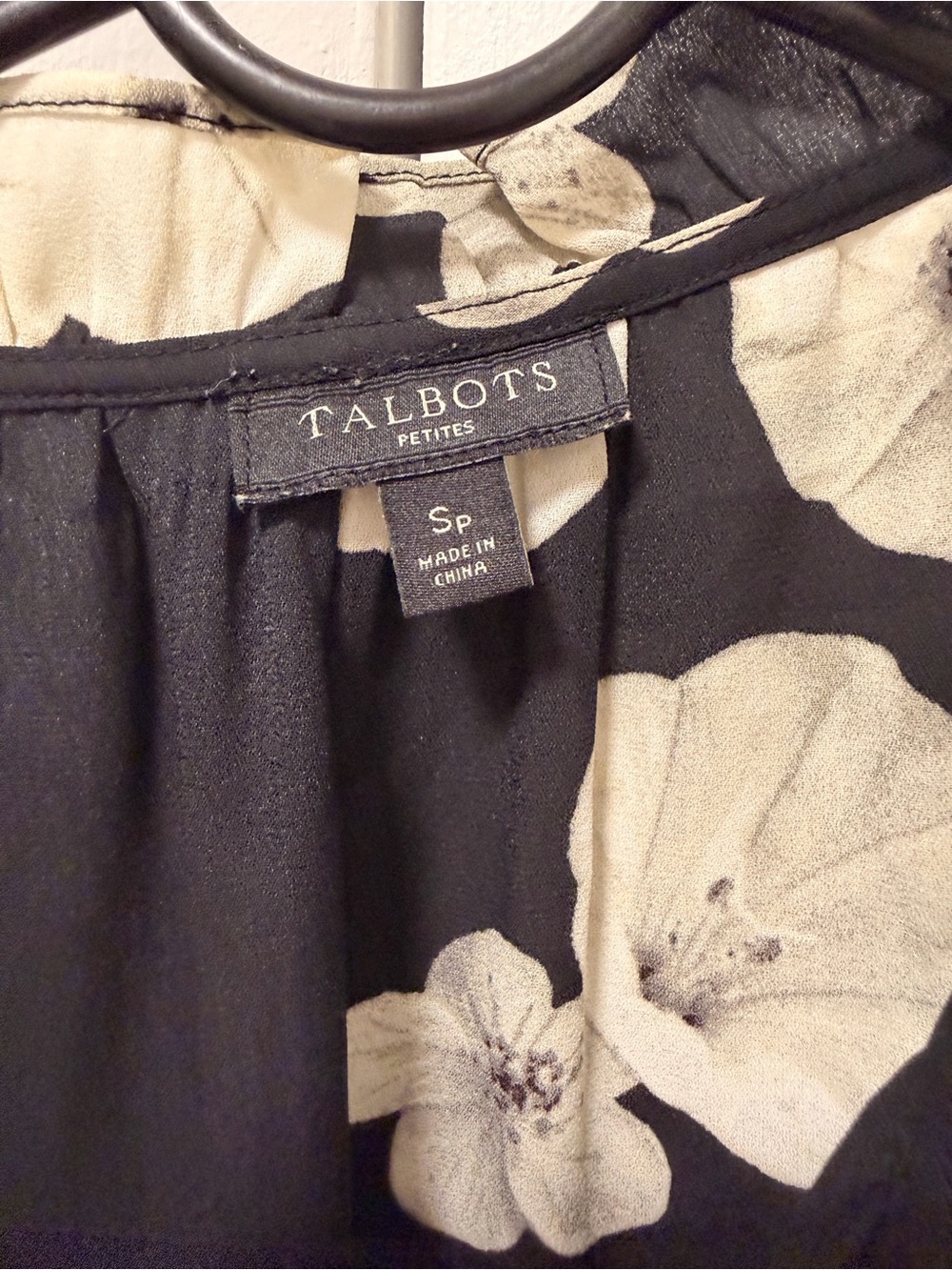 Talbots Sleeveless Black Floral Ruffle-Neck Top - Picture 3 of 4